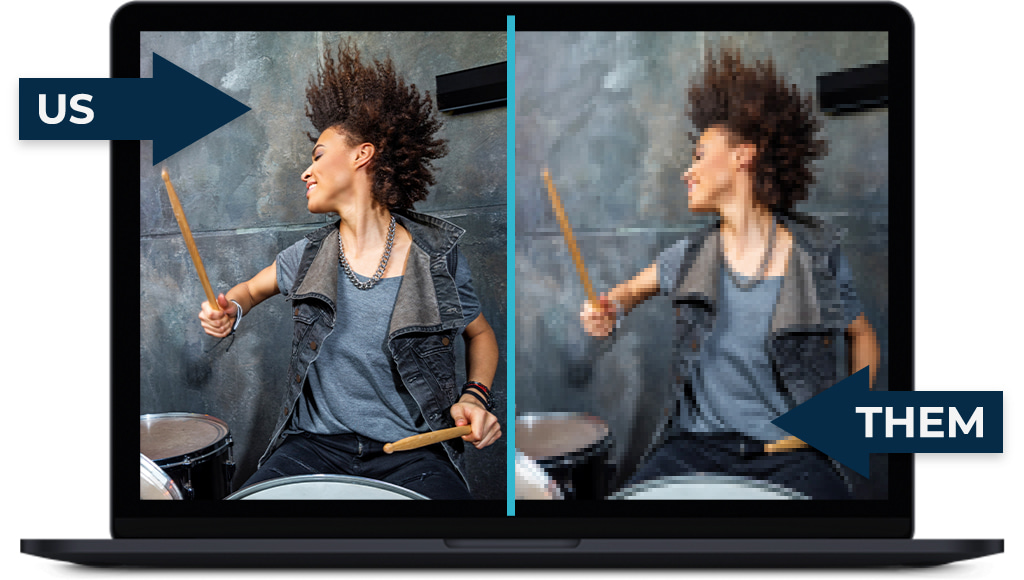 Live stream quality comparison on a laptop