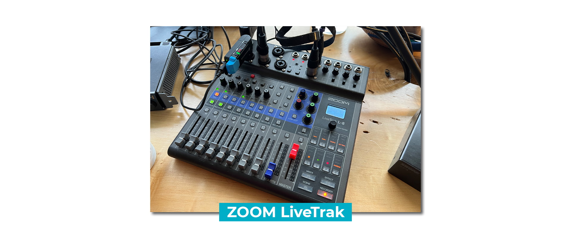  Zoom LiveTrak mixer