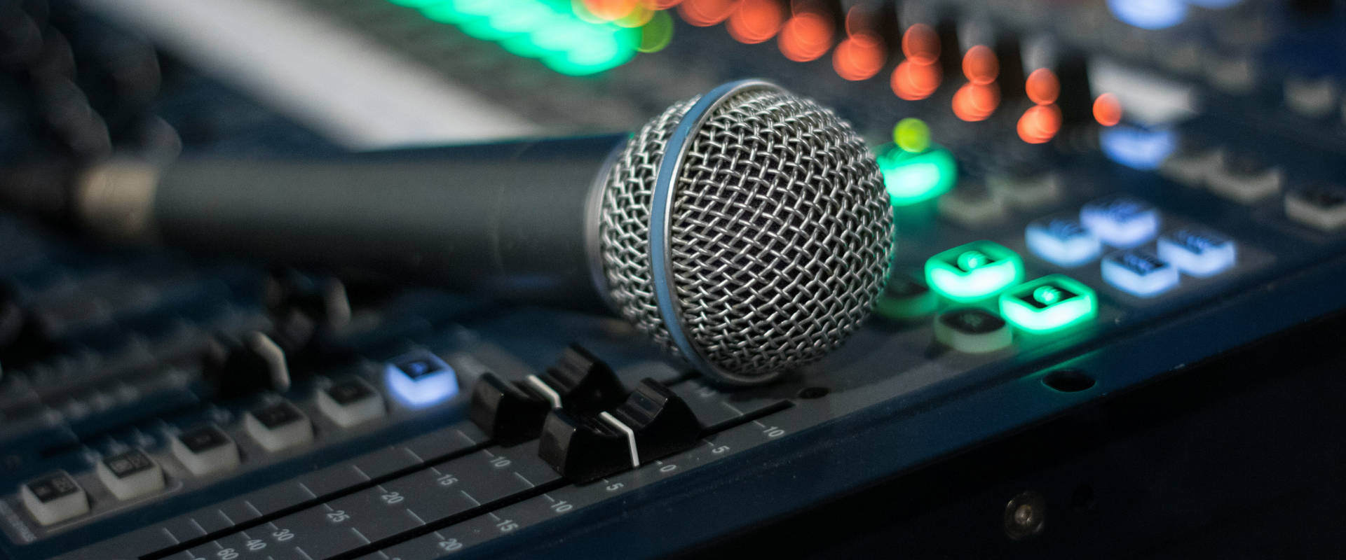 Microphone on audio mixer